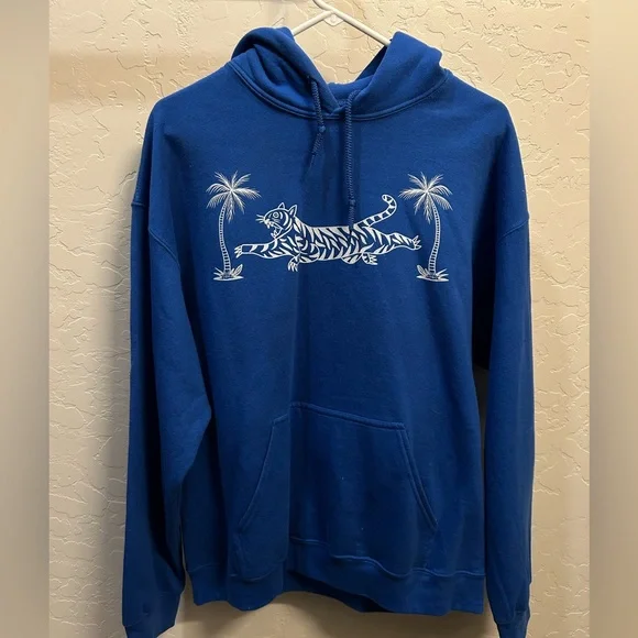 Tiger Graphic Hoodie - Picture 2 of 2